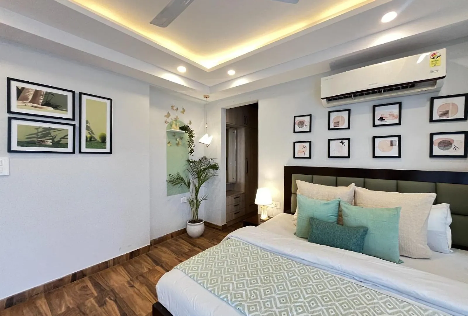 Apartment Bedchambers Serviced Apartments, Sector 38 Gurgaon