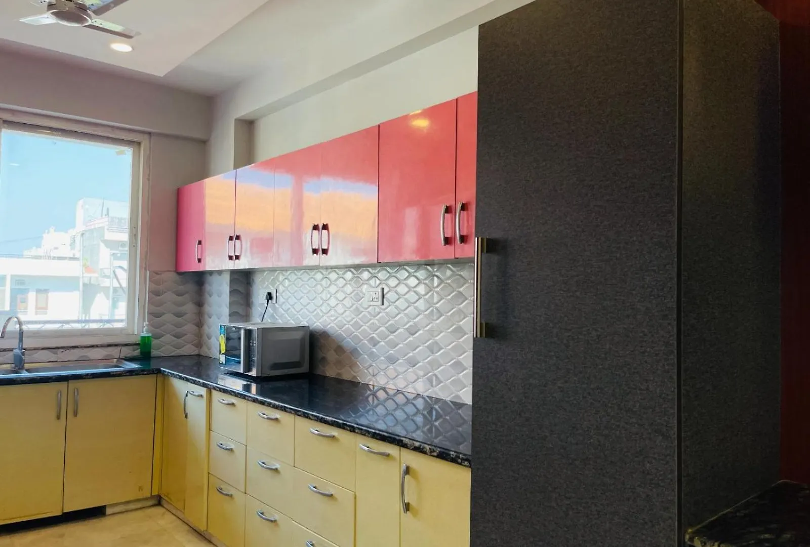 Bedchambers Serviced Apartments, Sector 38 Gurgaon Apartment